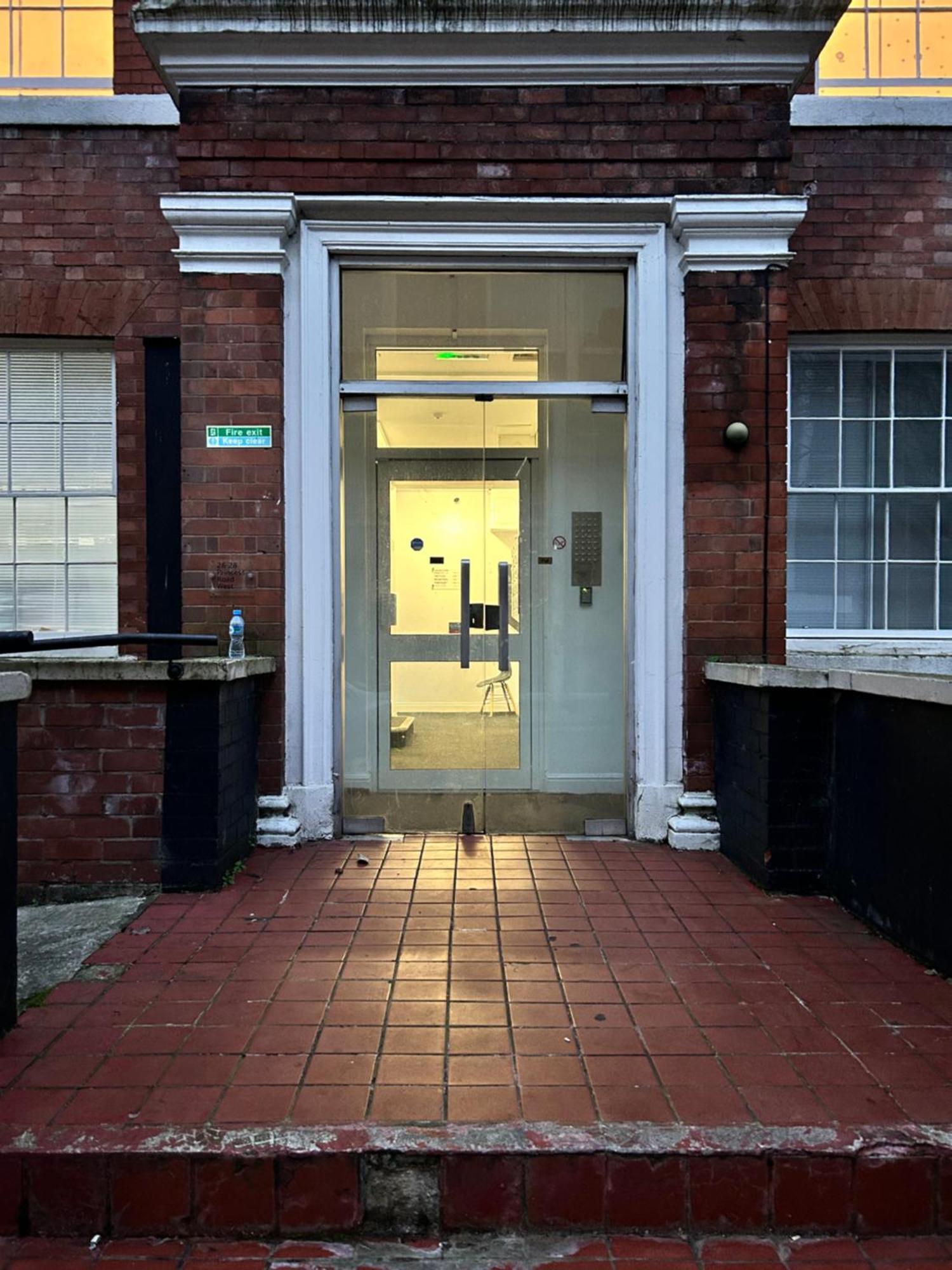 Leicester Studio At City Centre With Free Parking Екстериор снимка
